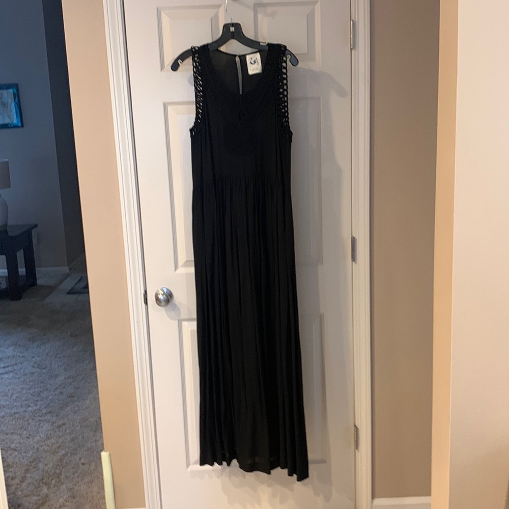 Long cotton black maxi dress